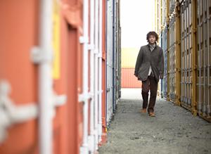 パーティーでも大活躍のワンピースがそろっています